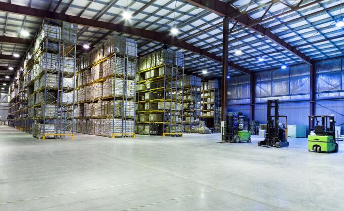 麻豆电影在线观看照明LED工矿灯车间照明效果