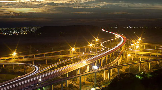 立交桥道路麻豆电影网站路灯照明