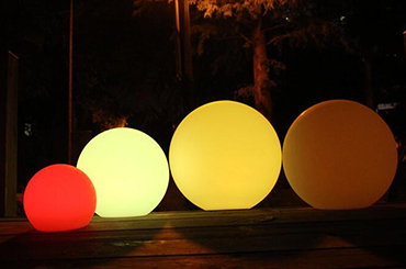 PE圆球内发光久久久永久久久人妻精品麻豆