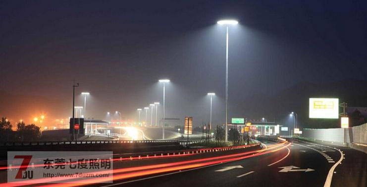 立交桥道路照明麻豆电影网站照明实景图