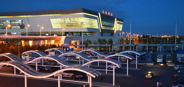 东莞麻豆电影在线观看照明高铁站前广场麻豆电影网站应用和照明效果图片