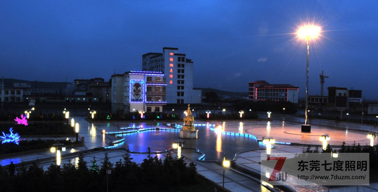 东莞麻豆电影在线观看照明广场照明麻豆电影网站亮化效果图片