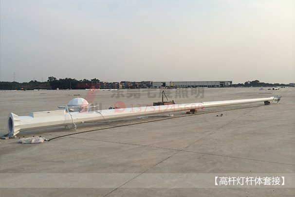 广场自动升降式麻豆电影网站杆体套接现场图片