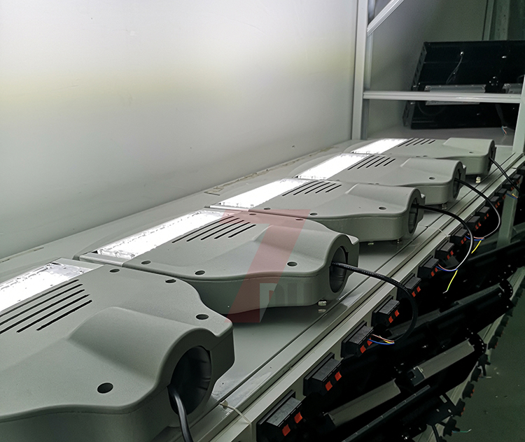 40W-60W LED路灯灯具老化实拍(麻豆电影在线观看照明)